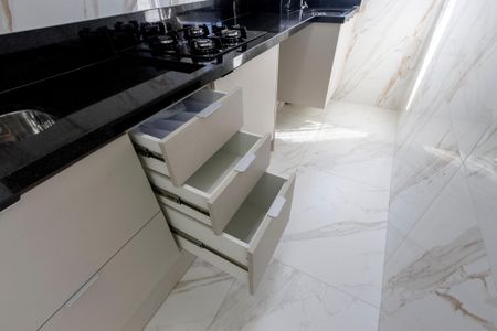 Apartamento para alugar com 44m², 2 quartos e sem vaga Apartamento para alugar com 44m², 2 quartos e sem vagaCozinha
