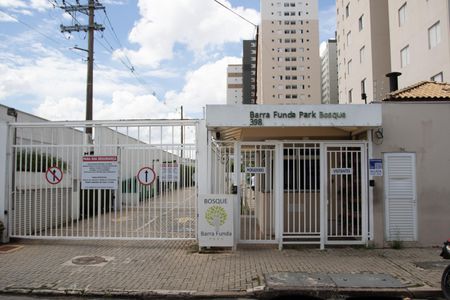 Apartamento para alugar com 43m², 2 quartos e sem vagaFachada