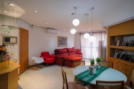 Apartamento à venda com 143m², 3 quartos e 2 vagasSala