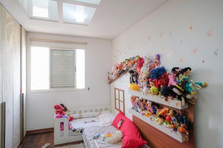 Apartamento à venda com 143m², 3 quartos e 2 vagasSuíte 2