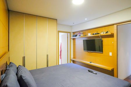 Apartamento à venda com 143m², 3 quartos e 2 vagasSuíte 1