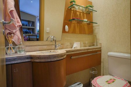 Apartamento à venda com 143m², 3 quartos e 2 vagasLavabo