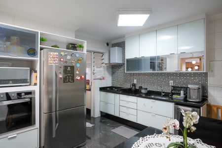 Apartamento à venda com 143m², 3 quartos e 2 vagasCozinha