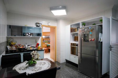 Apartamento à venda com 143m², 3 quartos e 2 vagasCozinha