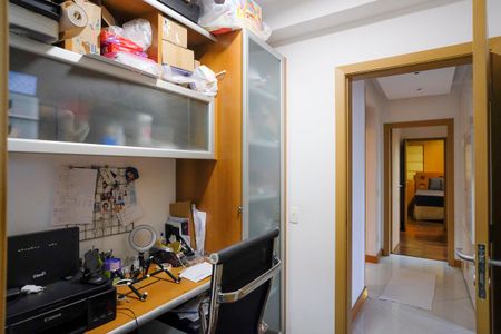 Apartamento à venda com 143m², 3 quartos e 2 vagasEscritório