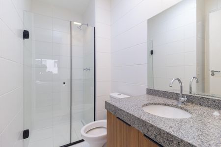 Apartamento para alugar com 55m², 2 quartos e 1 vagaBanheiro da suíte 1