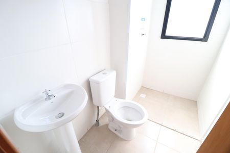 Apartamento para alugar com 70m², 2 quartos e 2 vagasBanheiro Social