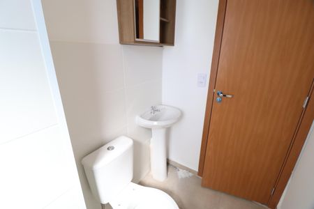 Apartamento para alugar com 70m², 2 quartos e 2 vagasBanheiro da Suíte