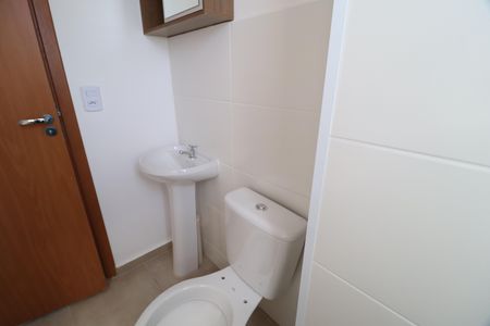 Apartamento para alugar com 70m², 2 quartos e 2 vagasBanheiro Social