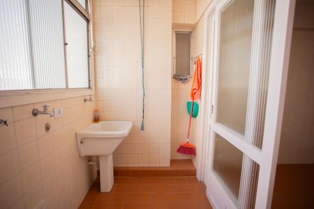 Apartamento à venda com 76m², 4 quartos e 1 vagaÁrea de Serviço