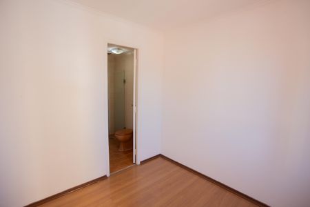 Apartamento à venda com 76m², 4 quartos e 1 vagaQuarto 3