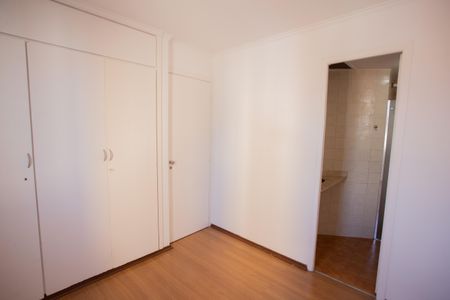 Apartamento à venda com 76m², 4 quartos e 1 vagaQuarto 3