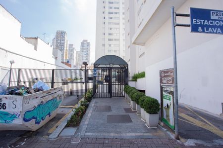 Apartamento à venda com 76m², 4 quartos e 1 vagaFachada