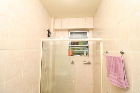 Apartamento para alugar com 55m², 2 quartos e sem vagaBanheiro