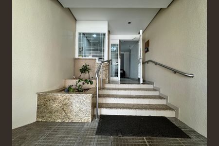 Apartamento à venda com 80m², 2 quartos e sem vagaÁrea comum