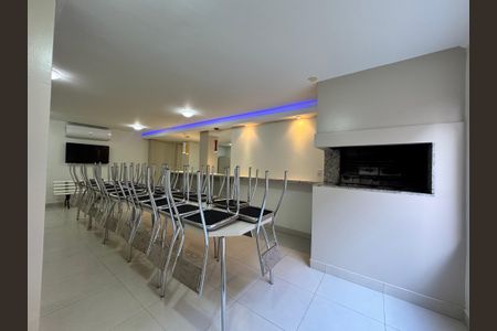 Apartamento à venda com 80m², 2 quartos e sem vagaÁrea comum