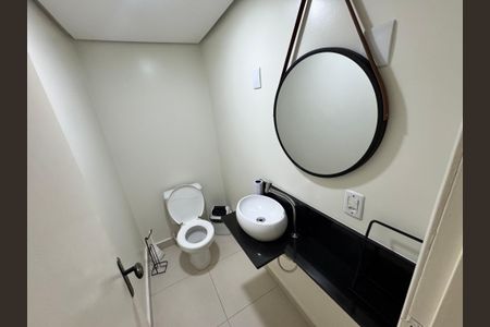 Apartamento à venda com 80m², 2 quartos e sem vagaÁrea comum