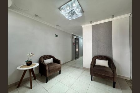 Apartamento à venda com 80m², 2 quartos e sem vagaÁrea comum