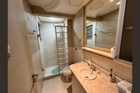 Apartamento à venda com 80m², 2 quartos e sem vagaBanheiro