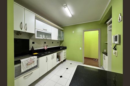 Apartamento à venda com 80m², 2 quartos e sem vagaCozinha