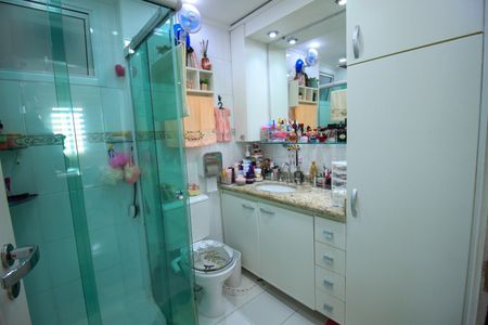 Apartamento à venda com 78m², 3 quartos e 1 vaga Apartamento à venda com 78m², 3 quartos e 1 vagaBanheiro