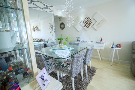 Apartamento à venda com 78m², 3 quartos e 1 vaga Apartamento à venda com 78m², 3 quartos e 1 vagaSala de Jantar