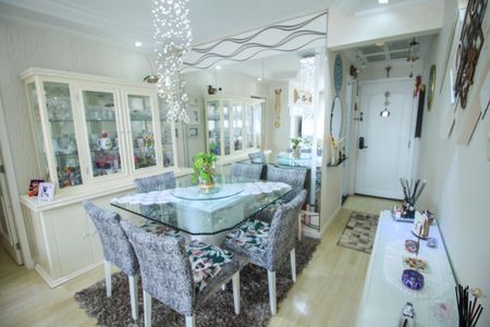 Apartamento à venda com 78m², 3 quartos e 1 vaga Apartamento à venda com 78m², 3 quartos e 1 vagaSala de Jantar