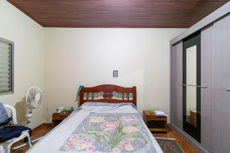 Casa à venda com 197m², 4 quartos e 2 vagasQuarto 2