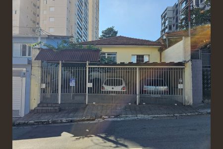 Casa à venda com 197m², 4 quartos e 2 vagasFachada