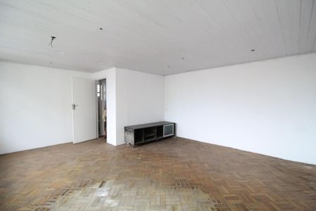 Casa à venda com 523m², 4 quartos e 2 vagasSala 12