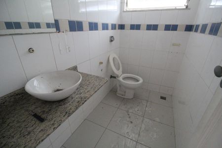 Casa à venda com 523m², 4 quartos e 2 vagasBanheiro 6