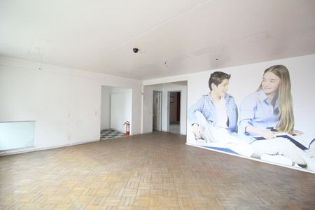 Casa à venda com 523m², 4 quartos e 2 vagasSala 9