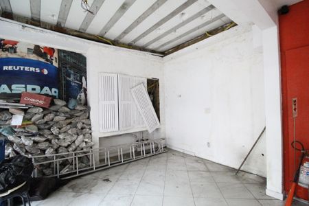 Casa à venda com 523m², 4 quartos e 2 vagasSala 8