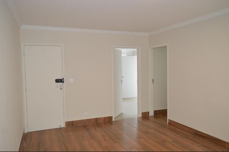 Apartamento à venda com 83m², 3 quartos e 1 vagaSala