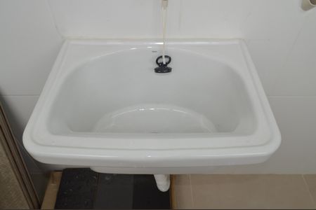 Apartamento à venda com 83m², 3 quartos e 1 vagaÁrea de Serviço