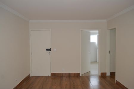 Apartamento à venda com 83m², 3 quartos e 1 vagaSala
