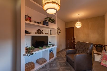 Casa à venda com 313m², 5 quartos e 2 vagas Casa à venda com 313m², 5 quartos e 2 vagasSala 3