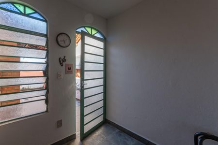 Casa à venda com 313m², 5 quartos e 2 vagas Casa à venda com 313m², 5 quartos e 2 vagasQuarto 3