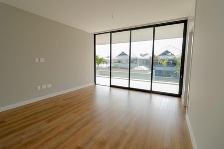 Casa de condomínio à venda com 600m², 5 quartos e 2 vagasQuarto 4