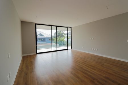 Casa de condomínio à venda com 600m², 5 quartos e 2 vagasQuarto 1