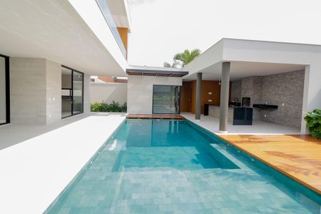 Casa de condomínio à venda com 600m², 5 quartos e 2 vagasPiscina