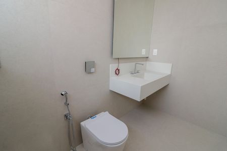 Casa de condomínio à venda com 600m², 5 quartos e 2 vagasBanheiro do Quarto 4