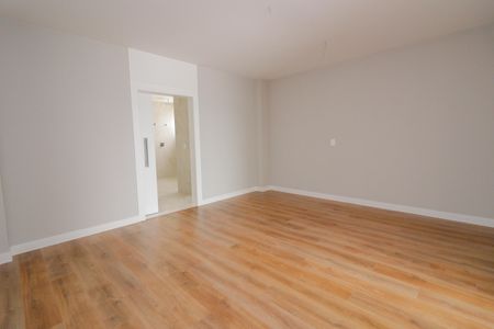 Casa de condomínio à venda com 600m², 5 quartos e 2 vagasQuarto 1