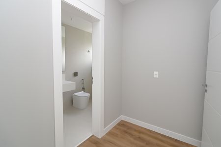 Casa de condomínio à venda com 600m², 5 quartos e 2 vagasQuarto 3