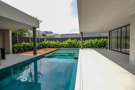 Casa de condomínio à venda com 600m², 5 quartos e 2 vagasÁrea Externa