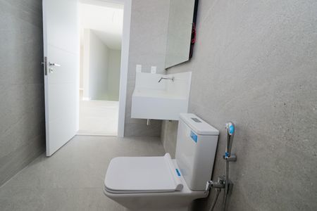 Casa de condomínio à venda com 600m², 5 quartos e 2 vagasBanheiro do Quarto 5