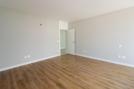 Casa de condomínio à venda com 600m², 5 quartos e 2 vagasQuarto 2