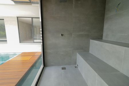 Casa de condomínio à venda com 600m², 5 quartos e 2 vagasÁrea Externa