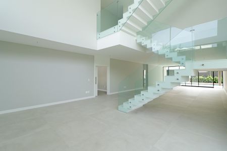 Casa de condomínio à venda com 600m², 5 quartos e 2 vagasSala