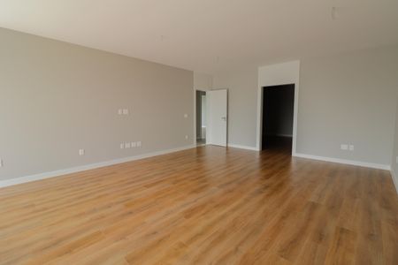 Casa de condomínio à venda com 600m², 5 quartos e 2 vagasQuarto 1